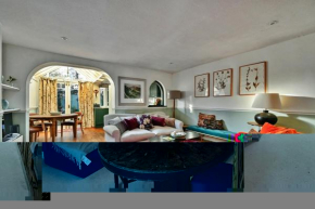 Finest Retreats - 123, High Street